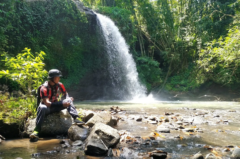 air-terjun-pakudo